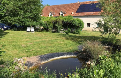 Mauvieres Cottage | Peaceful Renovated Farmhouse: 6 Bedrooms, Private Terrace, in Berry Heart, Near Le Blanc