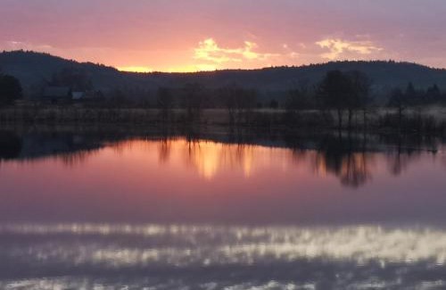 Renfrew County House | Peaceful restful & fun on the water