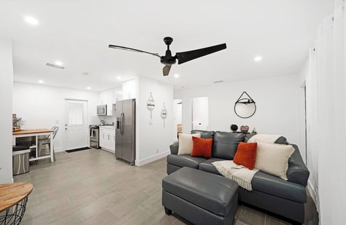 Edgewood Apartment | Peaceful Retreat by PMI