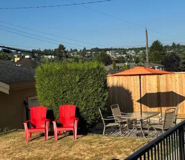 Arbutus Ridge House | Peaceful Retreat in Arbutus