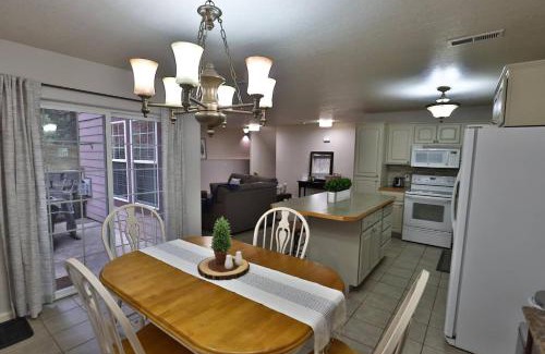 Lower Rattlesnake House | Peaceful Retreat In The Heart Of Missoula