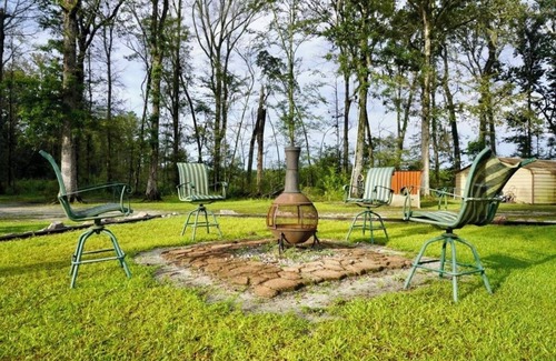 Ruffin House | Peaceful River House in Branchville
