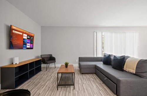Rochester Apartment | Peaceful Rochester Escape Perfect for Families