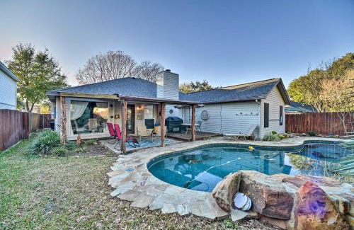 North San Antonio - SAT House | Peaceful San Antonio Oasis with Private Pool and Grill