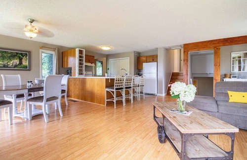 Trent Hills Cottage | Peaceful Seymour Lake Retreat
