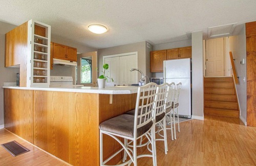 Trent Hills Cottage | Peaceful Seymour Lake Retreat