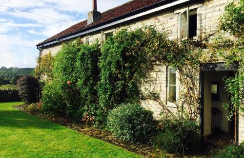 Somerton House | Peaceful stone barn conversion in Somerset