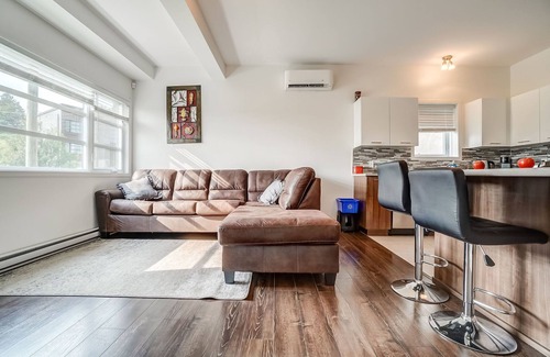 Gatineau Apartment | Peacefull House 2
