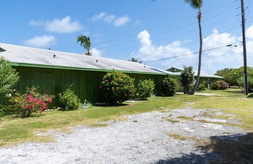 Sugar Loaf Settlement Condo | Peaches Of Sandy Point San Salvador Bahamas