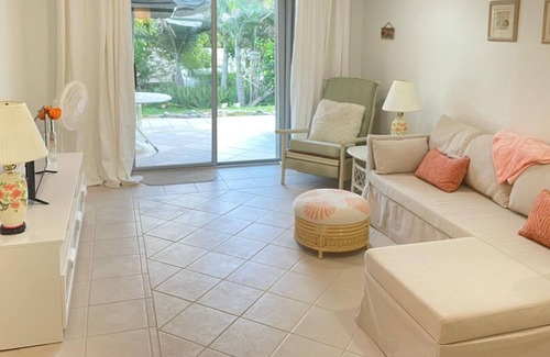Sugar Loaf Settlement Condo | Peaches Of Sandy Point San Salvador Bahamas