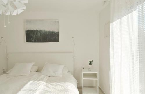 Limbus House | Peak & Pause