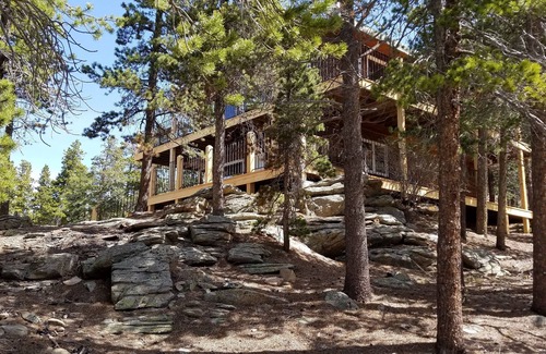 Coal Creek House | Peak to Peak Mountain Home 8500 ft. Golden, CO