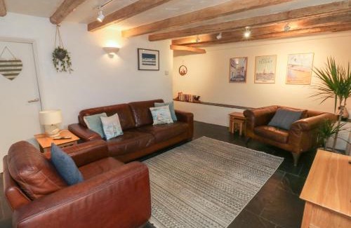 Appledore House | Pear Tree Cottage