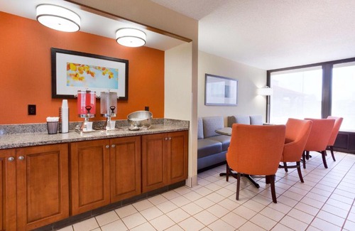 Terre Haute Hotel | Pear Tree Inn Terre Haute