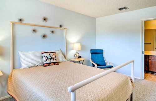Pearce House | Pearce-Sunsites Home w/ Pool & Desert Mtn Views!