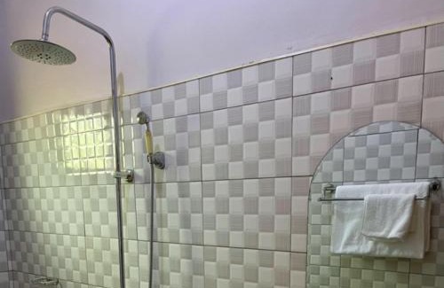 Gulu House | Pearl Seasons BnB