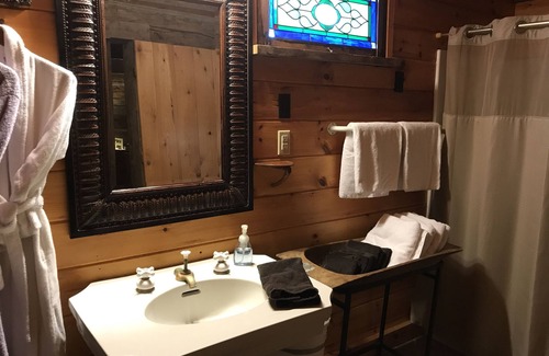 Martin House | Pecan Grove Cottages