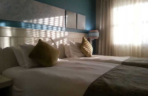 Francistown Hotel | Peermont Metcourt - Francistown