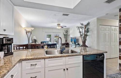 Hobe Sound House | Peggy's Retreat - Citrus Cottage