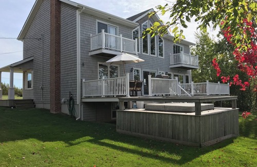 Brackley Beach Cottage | Pei Beach House Luxury Rental - Brackley Beach