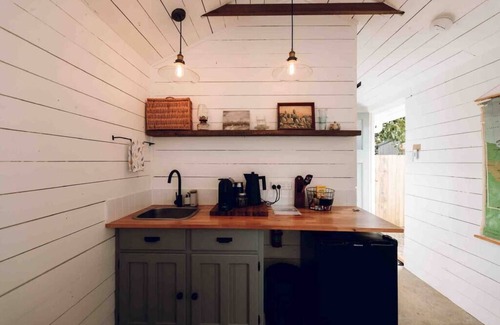 Flaxton Cabin | Pelham Cottage, Kondalilla Falls
