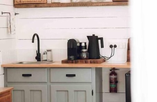 Flaxton Cabin | Pelham Cottage, Kondalilla Falls