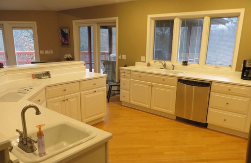 Pella House | Pella & Red Rock Lake