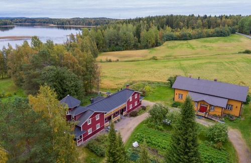 Maenttae-Vilppula Bed & Breakfast | Peltolan Luomutila