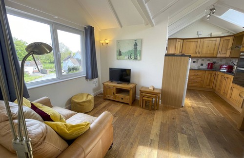 Tremain Cottage | PEN- Y- BRYN @ CANLLEFAES, pet friendly, with pool in Cardigan