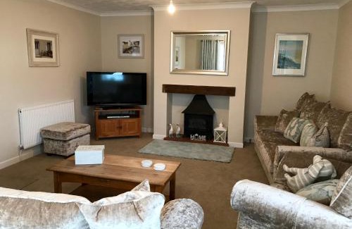 Prestatyn House | Pen Y Frith Bungalow