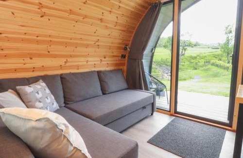 Fence House | Pendle