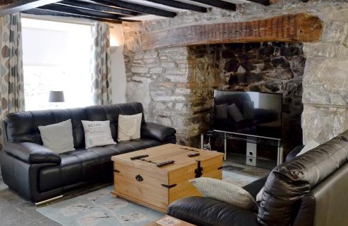 Trawsfynydd House | Pendref