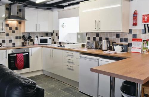 Trawsfynydd House | Pendref
