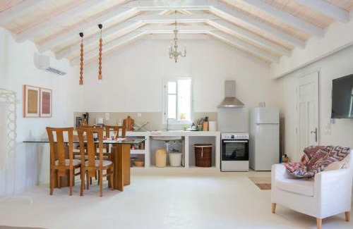 Evreti Apartment | Penelope - Sea View House
