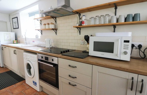 Tregaron Cottage | PENGRAIG, pet friendly, character holiday cottage in Tregaron