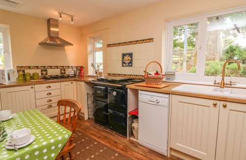 Rhayader Cottage | PENLONE COTTAGE, pet friendly, character holiday cottage in Rhayader