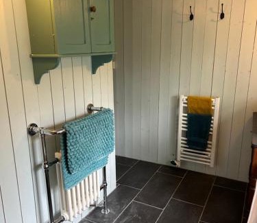 Mynachlogddu House | Penrallt-Fach Traditional Welsh cottage Pembrokeshire