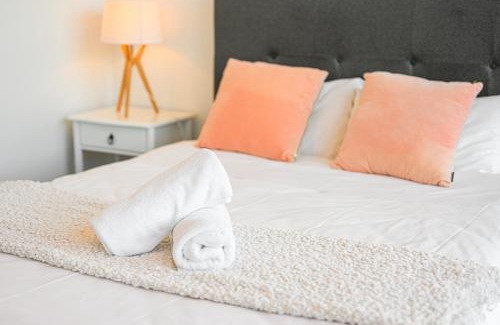 Penrith Apartment | Penrith 3Br apt close toTrain station & Shopping