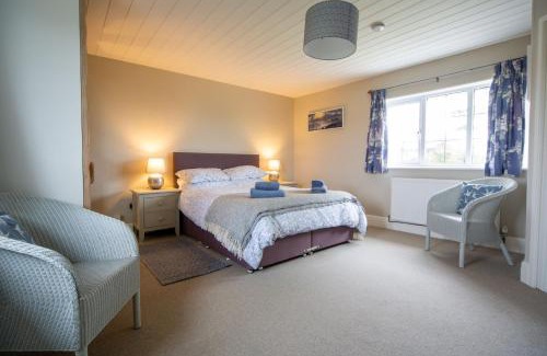 Saint Gennys House | Penrose Cottage