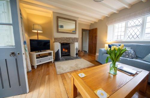 Saint Gennys House | Penrose Cottage