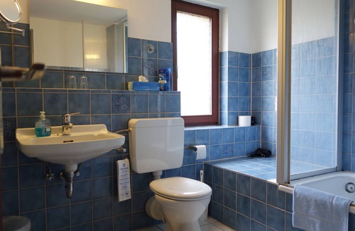 Deutz House | Pension am Helenenwall