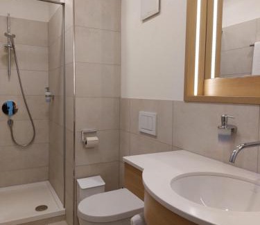 Vilsbiburg Bed & Breakfast | Pension Cafe Konrad