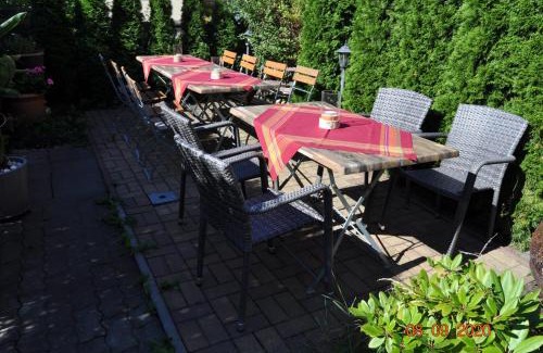 Aue House | Pension Di Pino