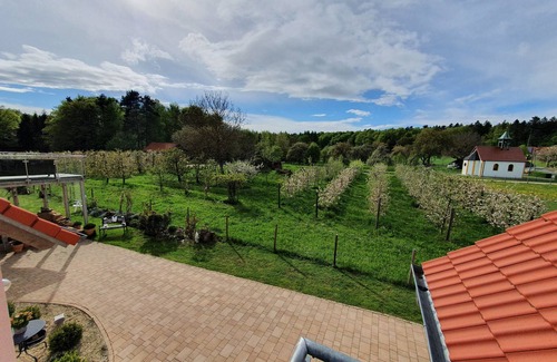 Goessweinstein Apartment | Pension/Ferienwohnung am Kirschgarten