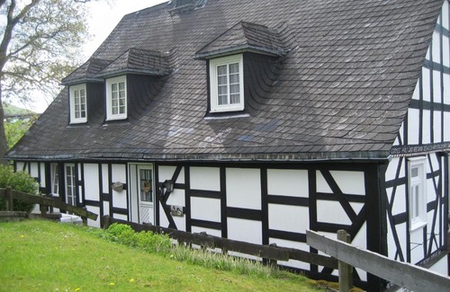 Nordenau House | Pension Hampel