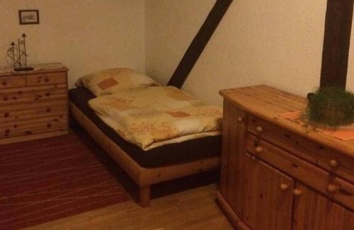 Weil am Rhein House | Pension Lefebvre