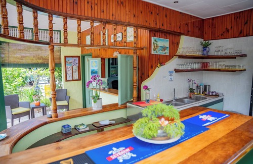 La Digue House | Pension Michel
