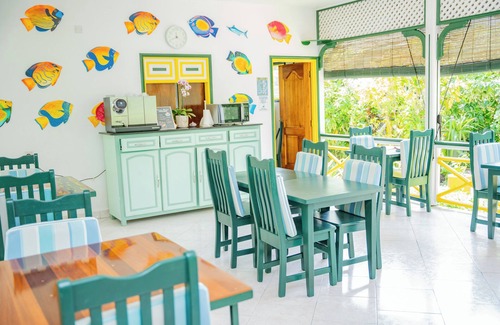 La Digue House | Pension Michel