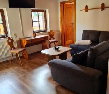 Thermalbad Wiesenbad House | Pension und Gaststätte Zur Knappenschänke