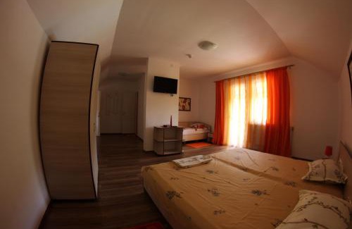 Hunedoara House | Pensiune Ștefania